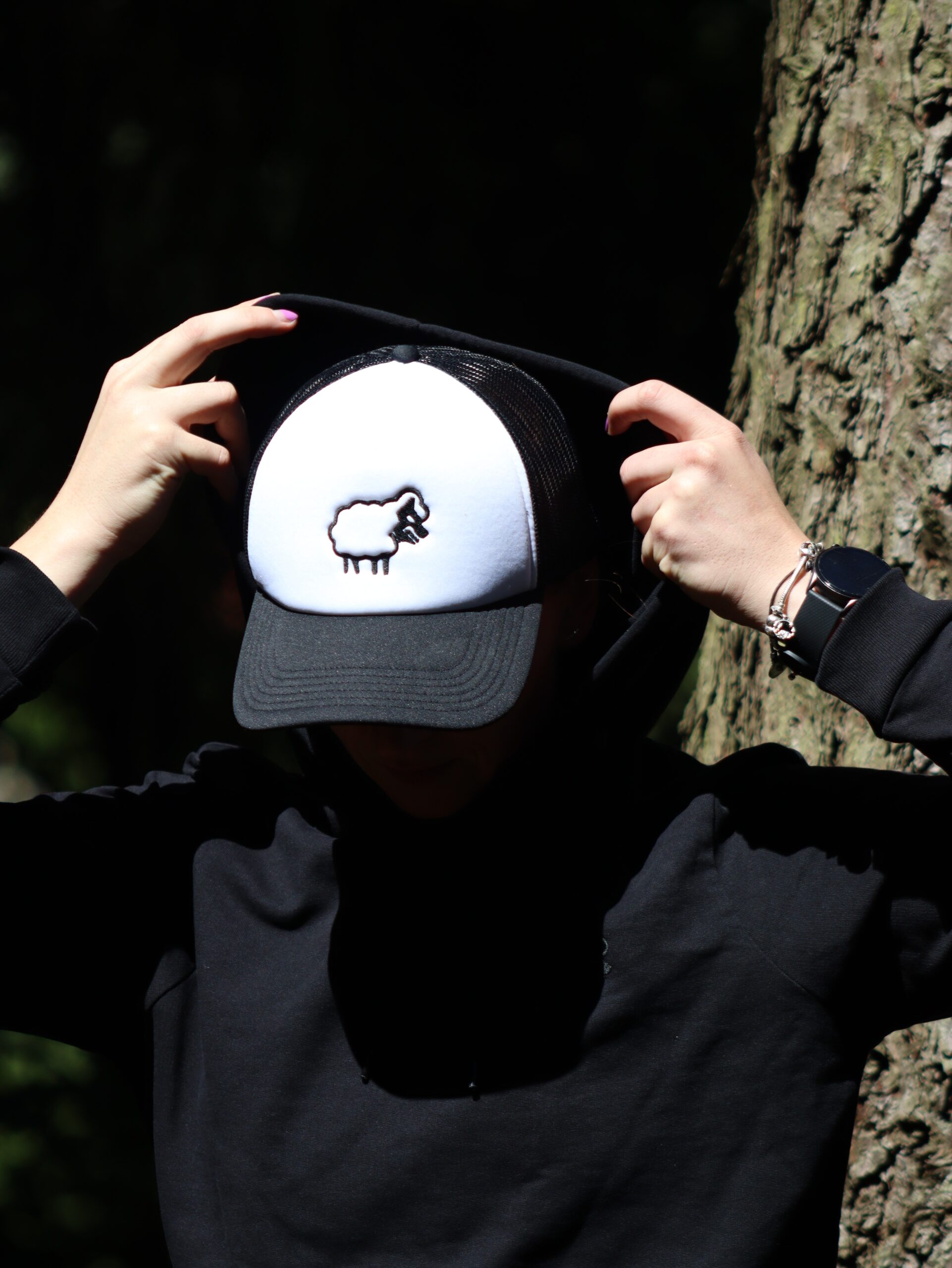 Šiltovka "Nebuď ovca" UNISEX